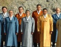 2005韩国釜山APEC峰会上的周衣