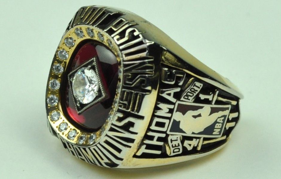 nba总冠军戒指大全图片