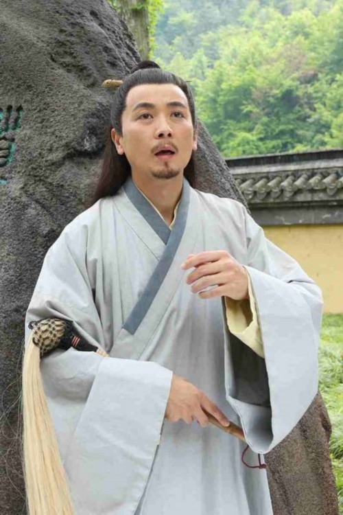 保剑锋